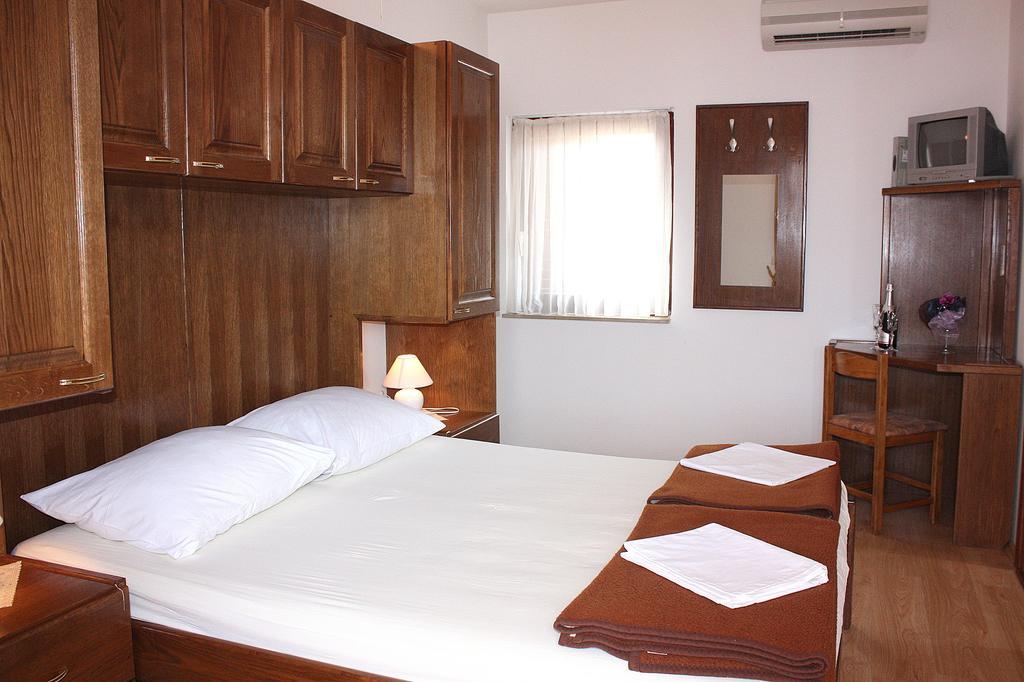 MB Bed&Breakfast Pag Town Zimmer foto